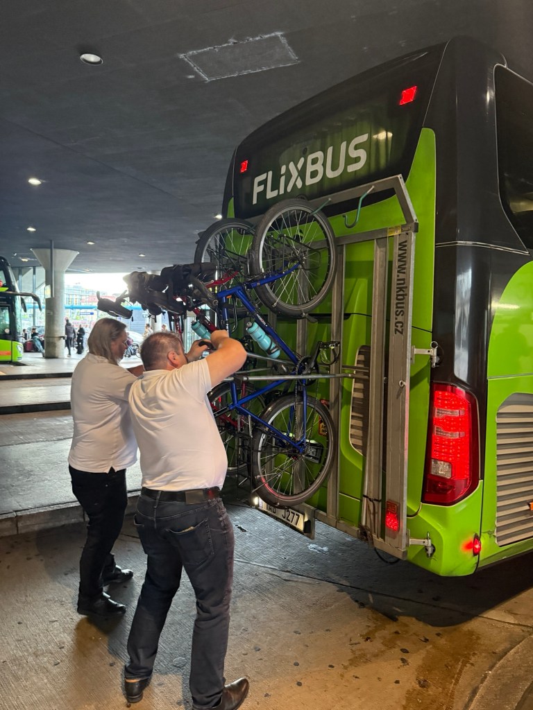 loading bikes on bus